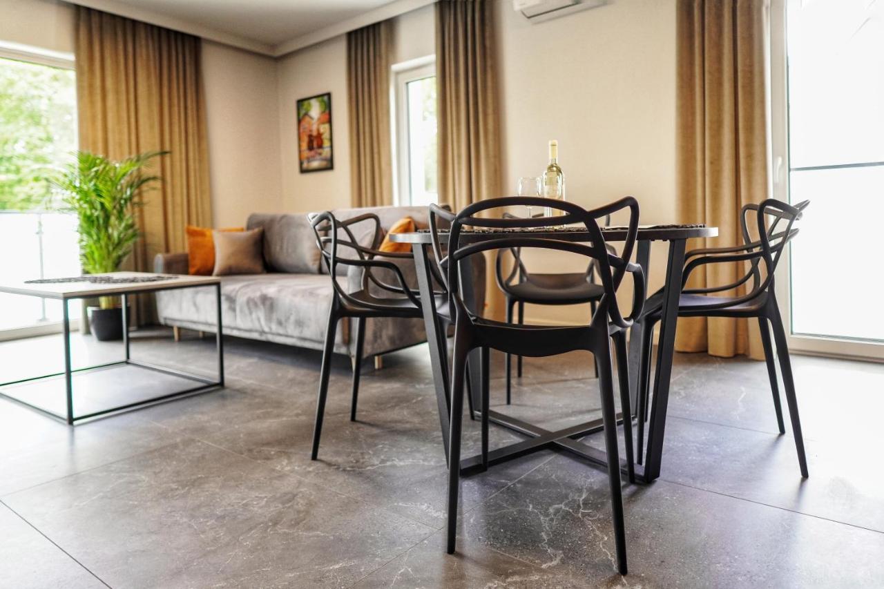 Apartamenty Centrum Park Twardowskiego 4 Zielona Góra Buitenkant foto