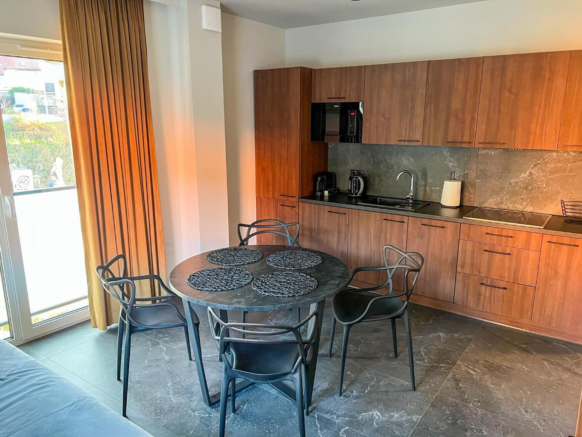 Apartamenty Centrum Park Twardowskiego 4 Zielona Góra Buitenkant foto