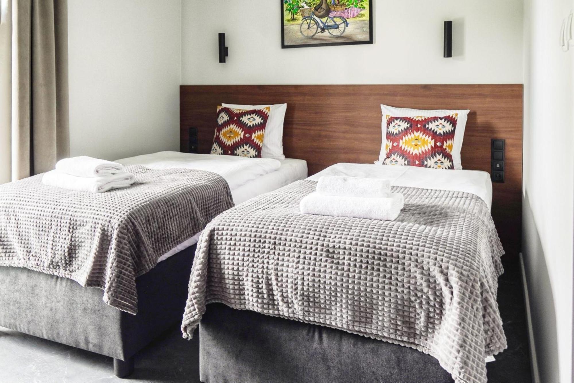 Apartamenty Centrum Park Twardowskiego 4 Zielona Góra Buitenkant foto