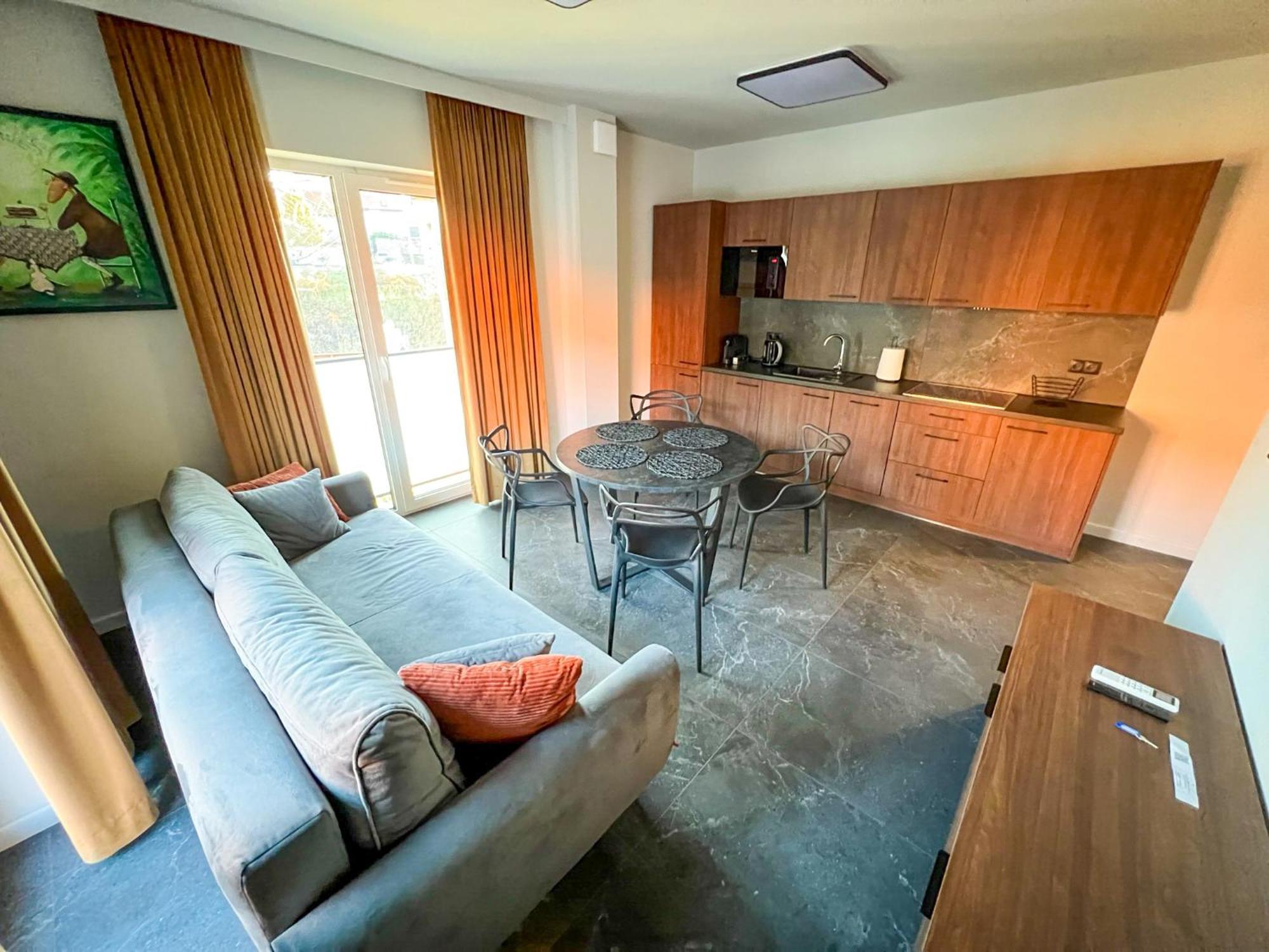 Apartamenty Centrum Park Twardowskiego 4 Zielona Góra Buitenkant foto