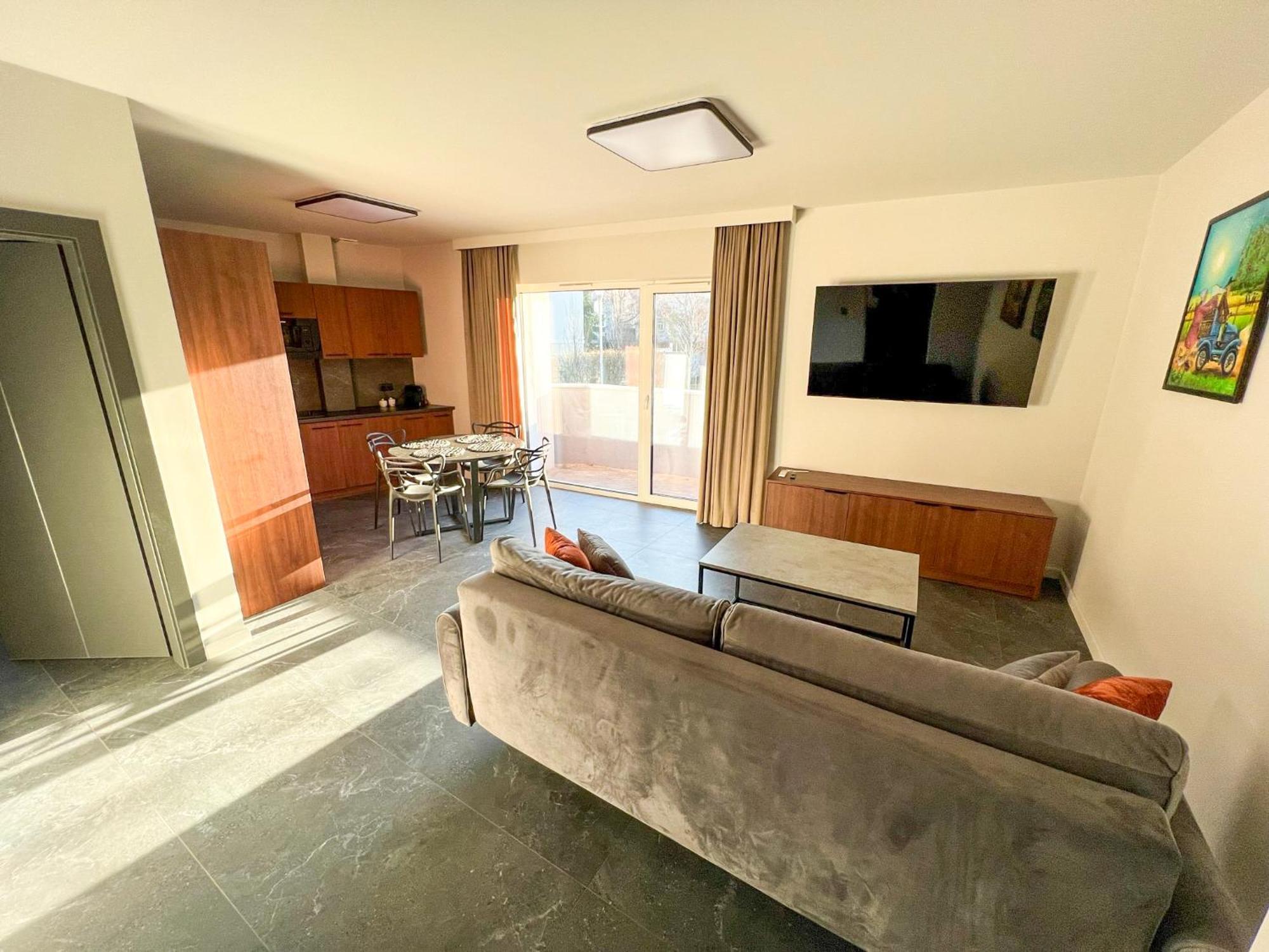 Apartamenty Centrum Park Twardowskiego 4 Zielona Góra Buitenkant foto